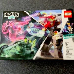 All parts are in the box!! Lots of fun to build.